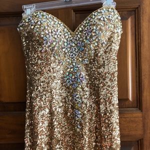 Long strapless formal/prom dress